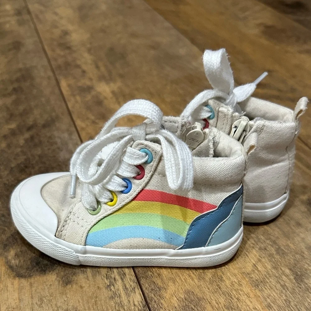 CAT & JACK “Penny” Rainbow Lace/Zip Sneakers, Size 6 Toddler